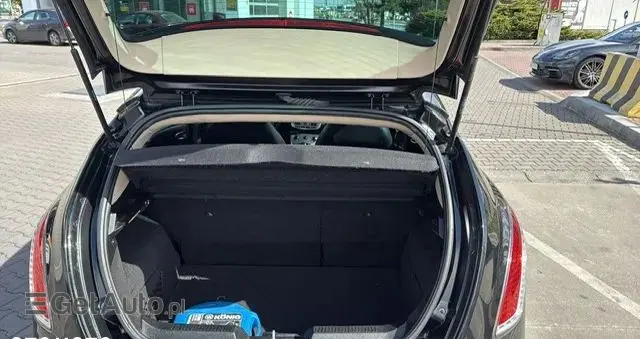 LANCIA Delta 1.4 TurboJet 16v Silver