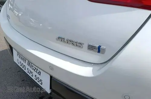 TOYOTA Auris 