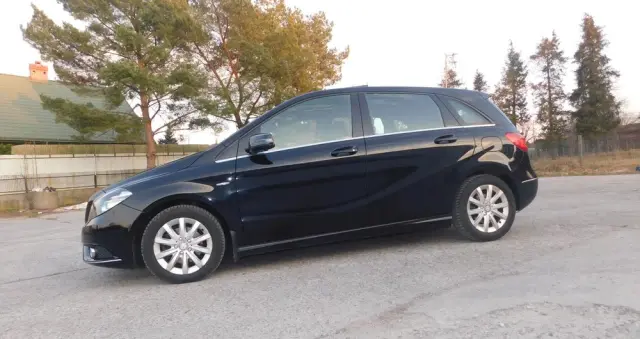 MERCEDES-BENZ Klasa B 