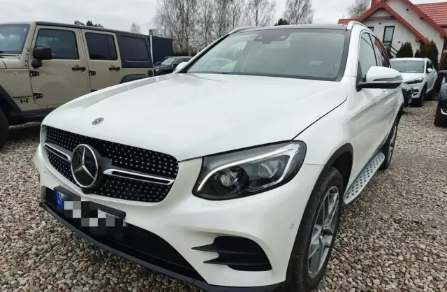 MERCEDES-BENZ GLC 