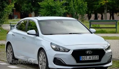 HYUNDAI I30 