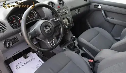 VOLKSWAGEN Caddy 