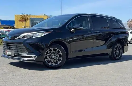 TOYOTA Sienna 