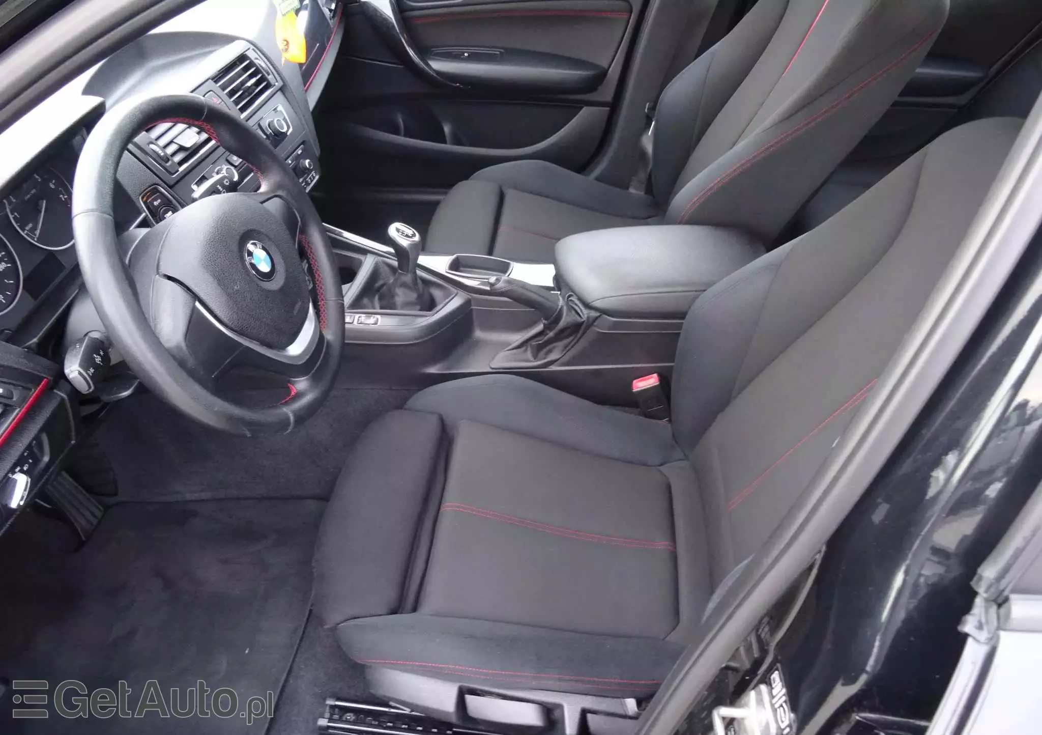 BMW Seria 1 114i Sport Line