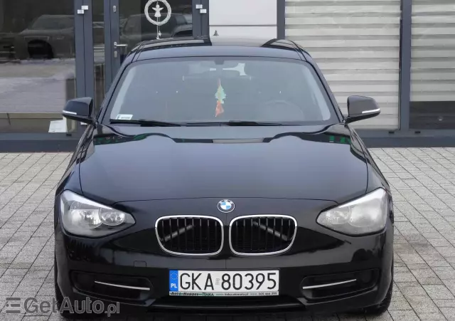 BMW Seria 1 114i Sport Line