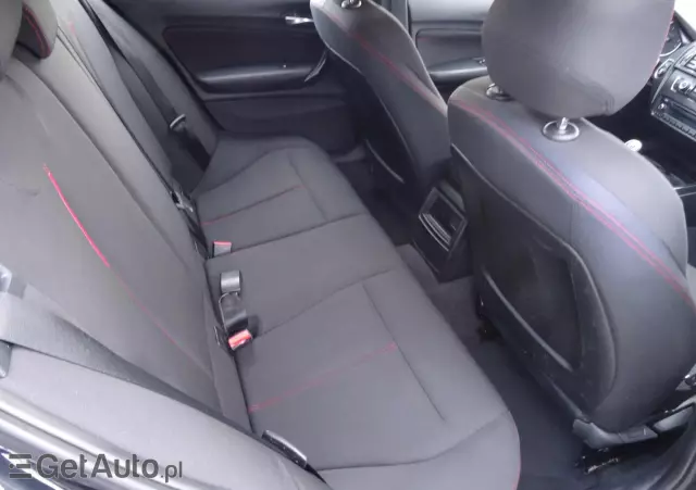 BMW Seria 1 114i Sport Line