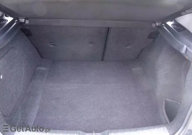 BMW Seria 1 114i Sport Line