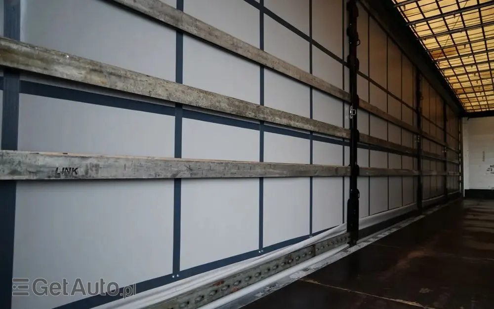 WIELTON FIRANKA / MEGA / DACH  FIRANKA / MEGA / DACH PODNOSZONY / SYSTEM BDE - ROZSUWANE SŁUPKI / SAF / DACH ZBROJONY / SYSTEM BDE - ROZSUWANE SŁUPKI / SAF 