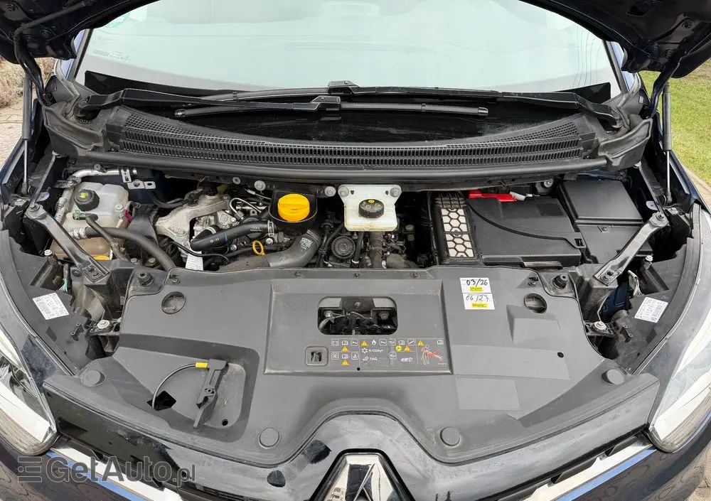 RENAULT Grand Scenic TCe 140 GPF BLACK EDITION