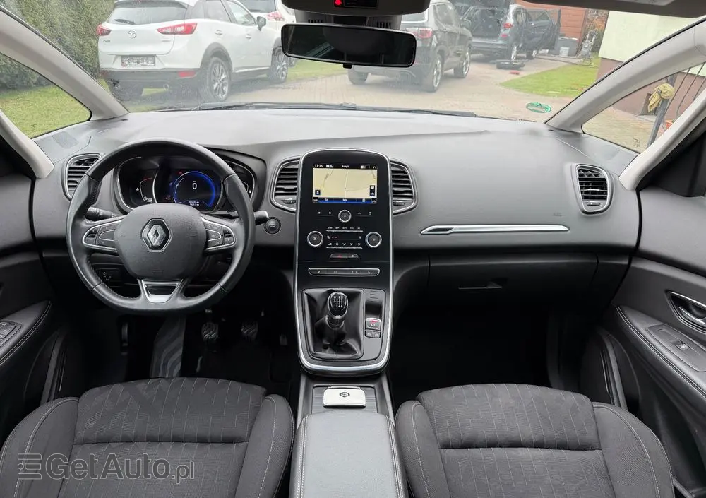 RENAULT Grand Scenic TCe 140 GPF BLACK EDITION