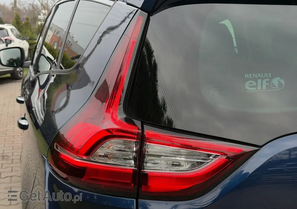 RENAULT Grand Scenic TCe 140 GPF BLACK EDITION