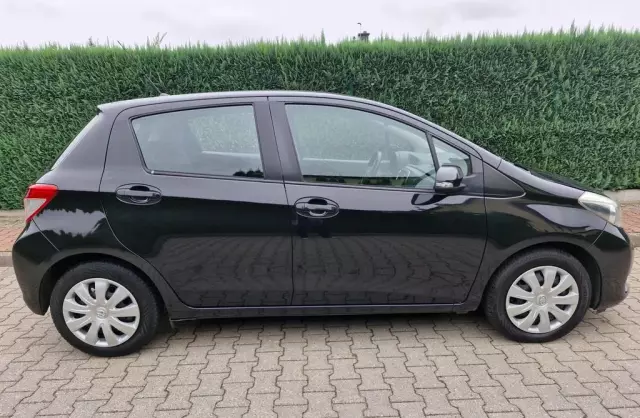 TOYOTA Yaris 1.33 Dual VVT-i (99 KM)