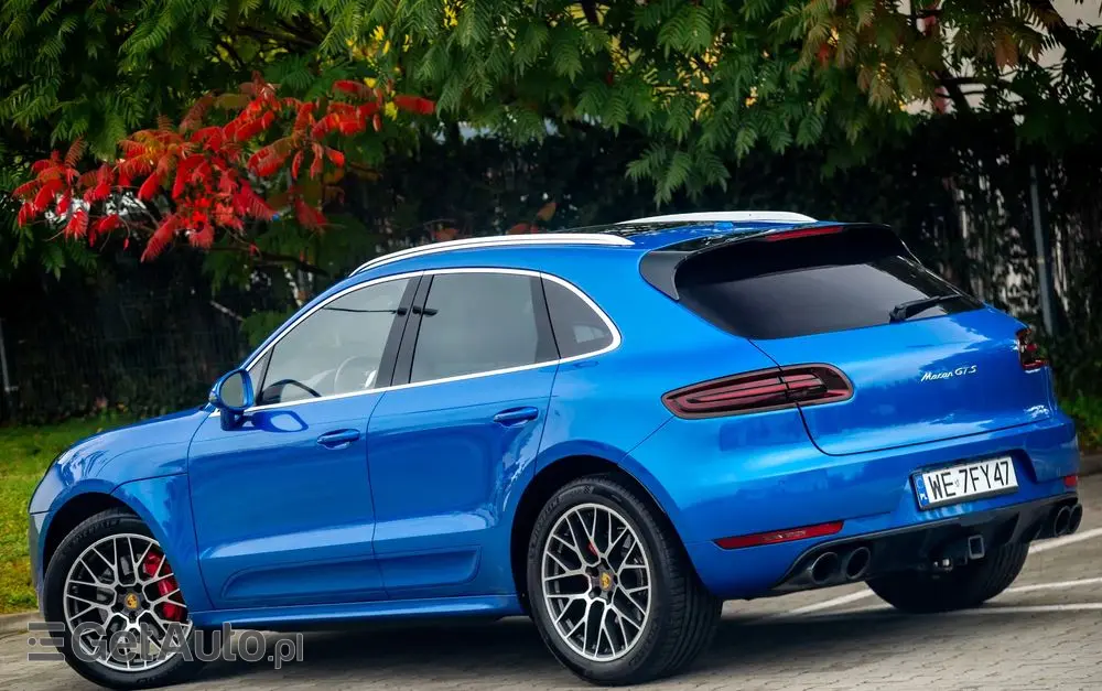 PORSCHE Macan GTS PDK