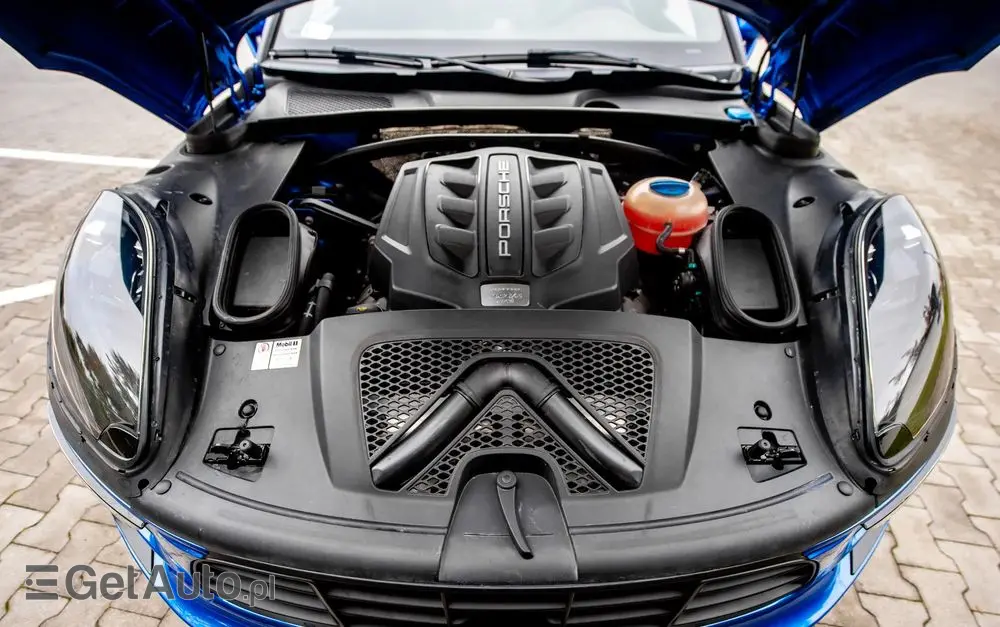 PORSCHE Macan GTS PDK