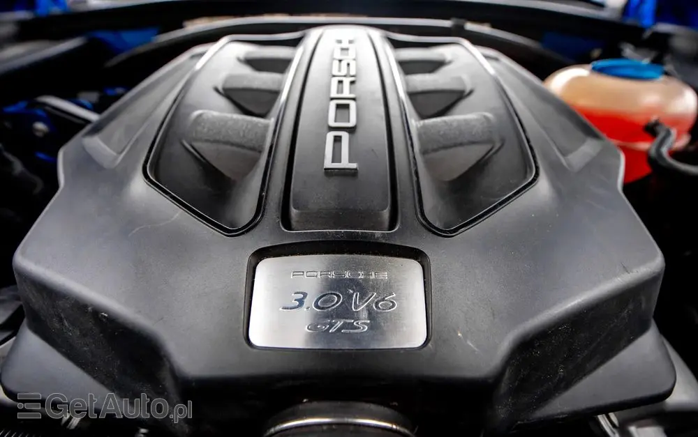 PORSCHE Macan GTS PDK