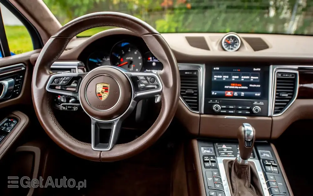 PORSCHE Macan GTS PDK