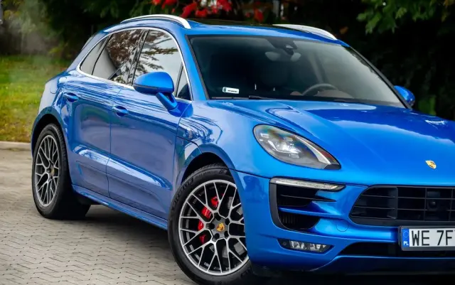 PORSCHE Macan GTS PDK