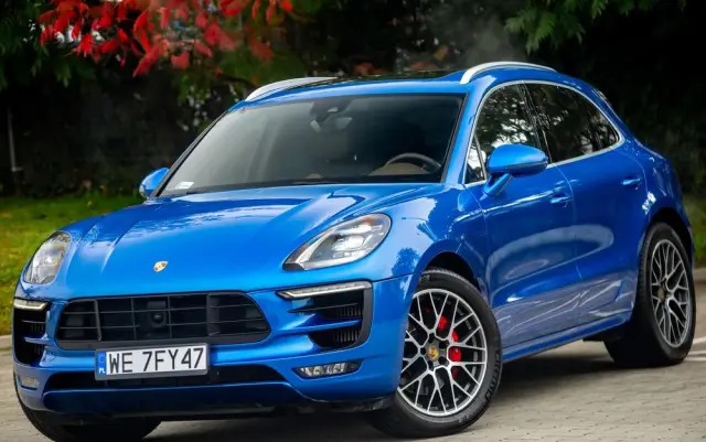 PORSCHE Macan GTS PDK