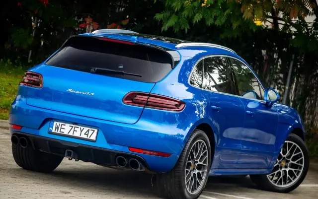 PORSCHE Macan GTS PDK