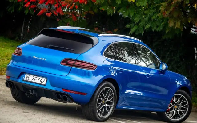 PORSCHE Macan GTS PDK