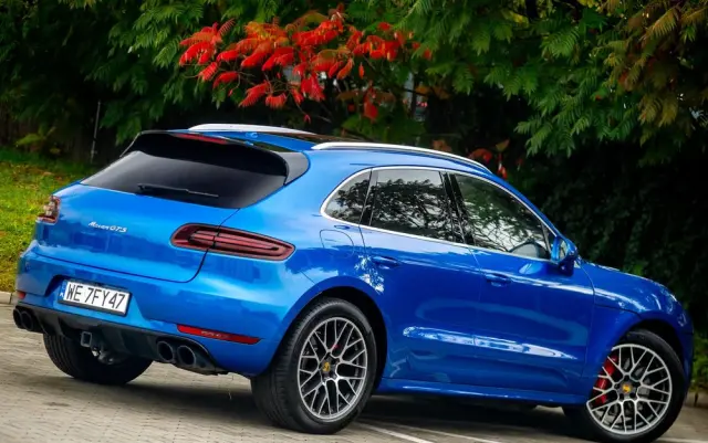 PORSCHE Macan GTS PDK