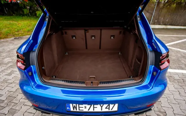 PORSCHE Macan GTS PDK