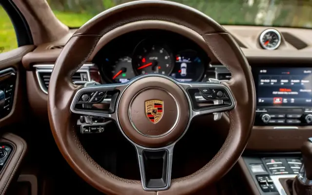 PORSCHE Macan GTS PDK