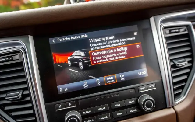 PORSCHE Macan GTS PDK