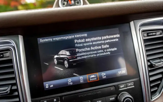 PORSCHE Macan GTS PDK