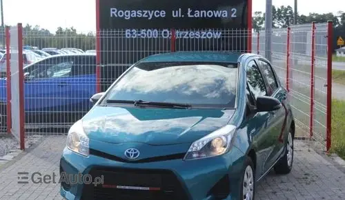 TOYOTA Yaris 