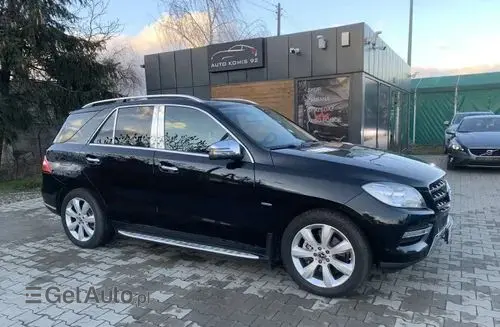 MERCEDES-BENZ ML 