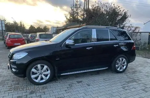 MERCEDES-BENZ ML 