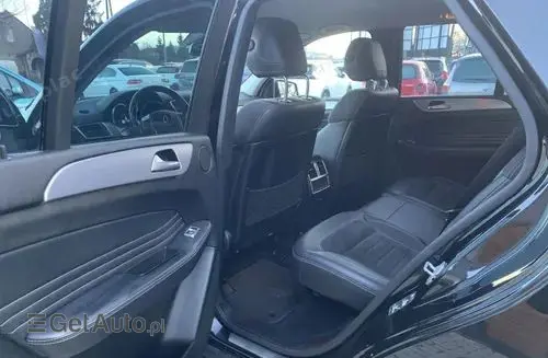 MERCEDES-BENZ ML 