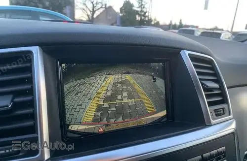 MERCEDES-BENZ ML 