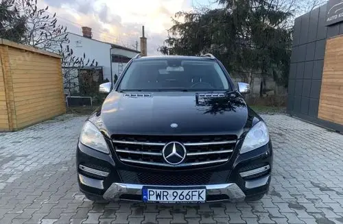 MERCEDES-BENZ ML 