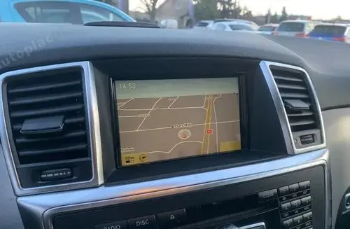 MERCEDES-BENZ ML 