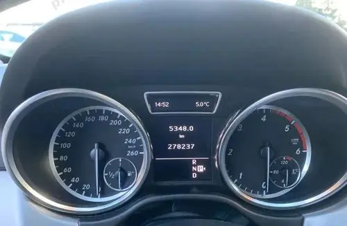 MERCEDES-BENZ ML 