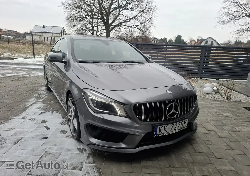 MERCEDES-BENZ CLA 180 7G-DCT Orange Art Edition