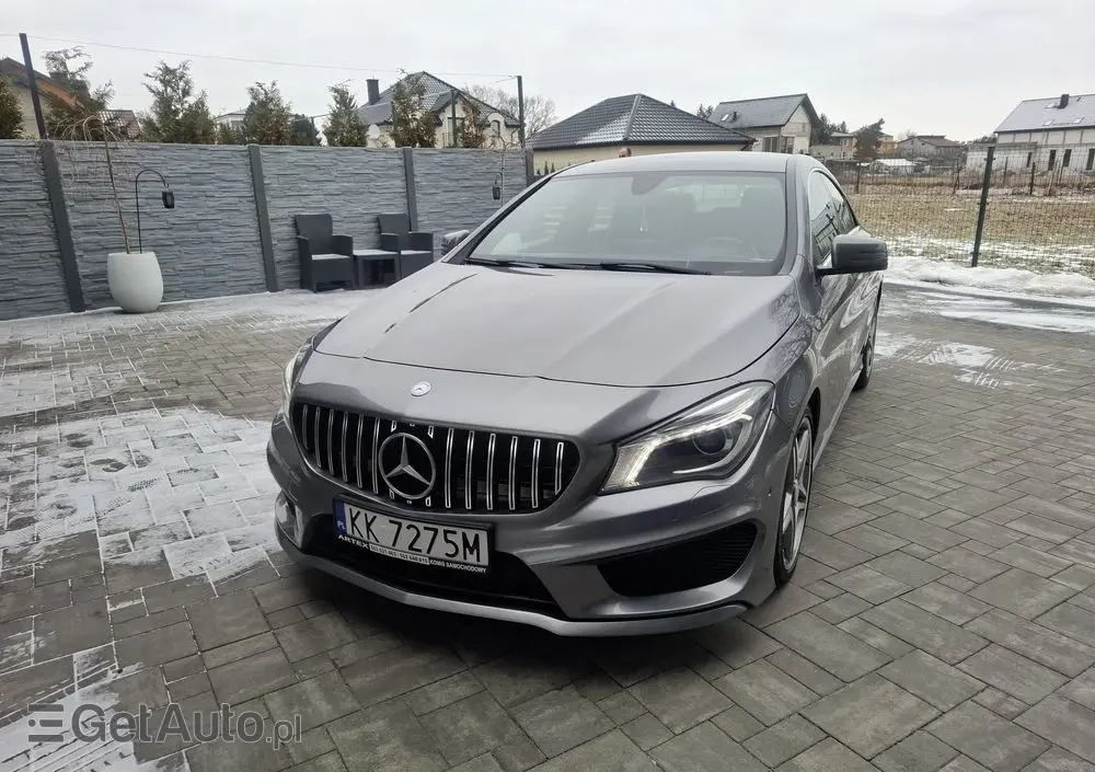 MERCEDES-BENZ CLA 180 7G-DCT Orange Art Edition