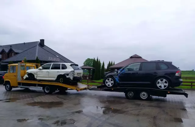 MERCEDES-BENZ 507 - 814 