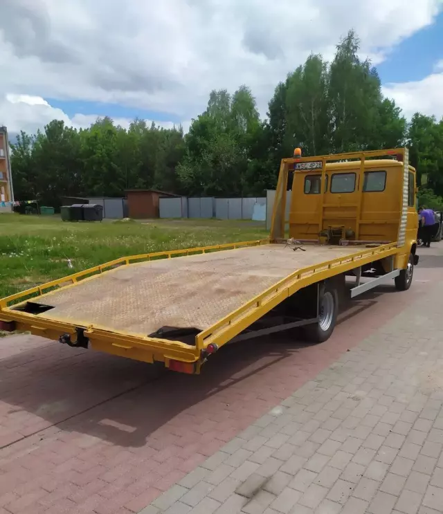 MERCEDES-BENZ 507 - 814 