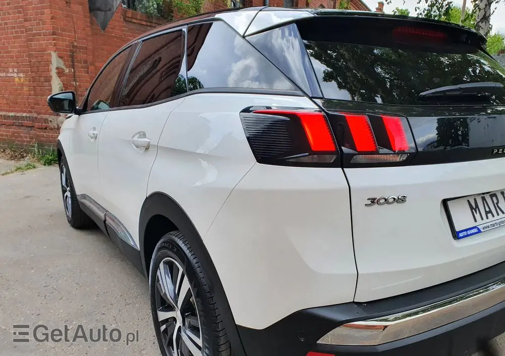PEUGEOT 3008 1.2 PureTech Allure S&S EAT8