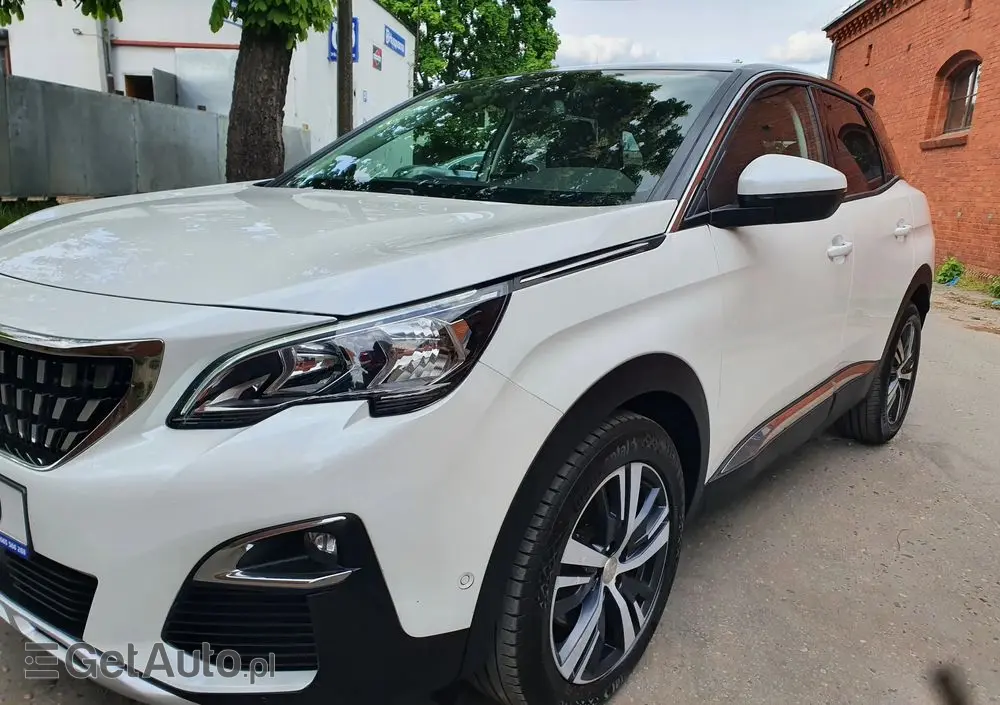 PEUGEOT 3008 1.2 PureTech Allure S&S EAT8