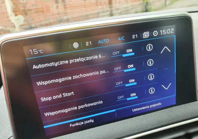 PEUGEOT 3008 1.2 PureTech Allure S&S EAT8