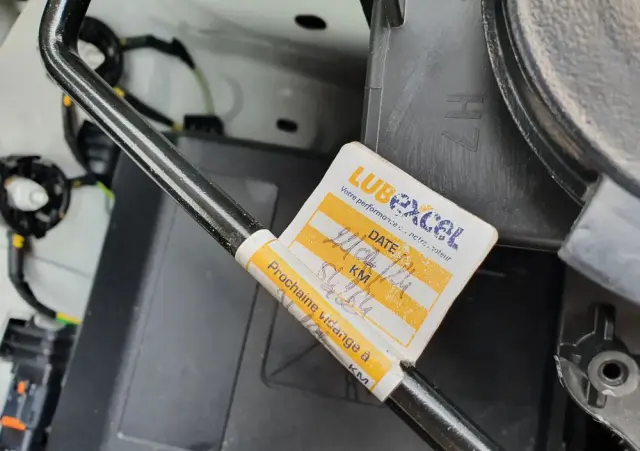 PEUGEOT 3008 1.2 PureTech Allure S&S EAT8