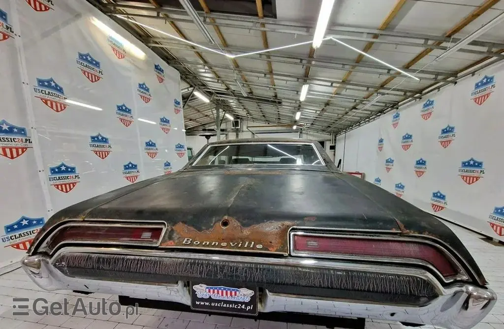 PONTIAC Bonneville 