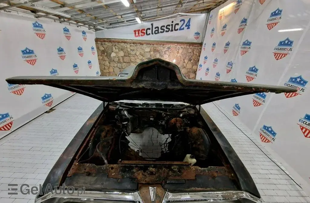 PONTIAC Bonneville 