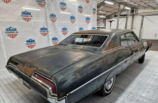 PONTIAC Bonneville 