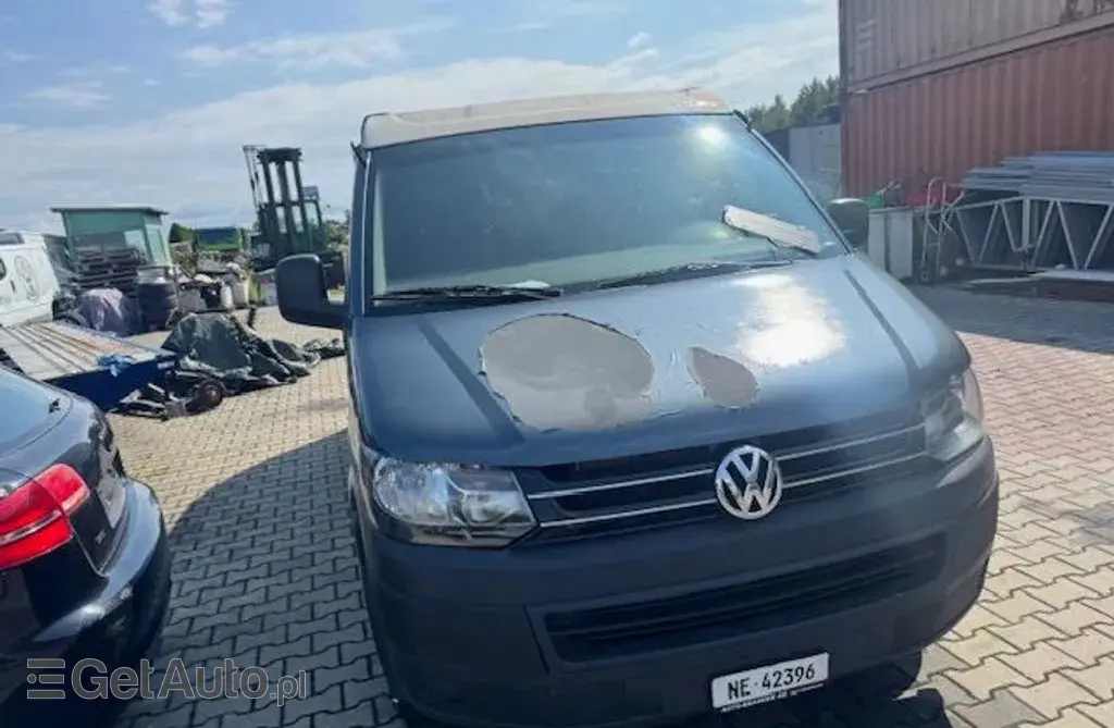 VOLKSWAGEN Caravelle 
