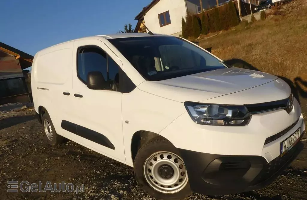 TOYOTA Proace 